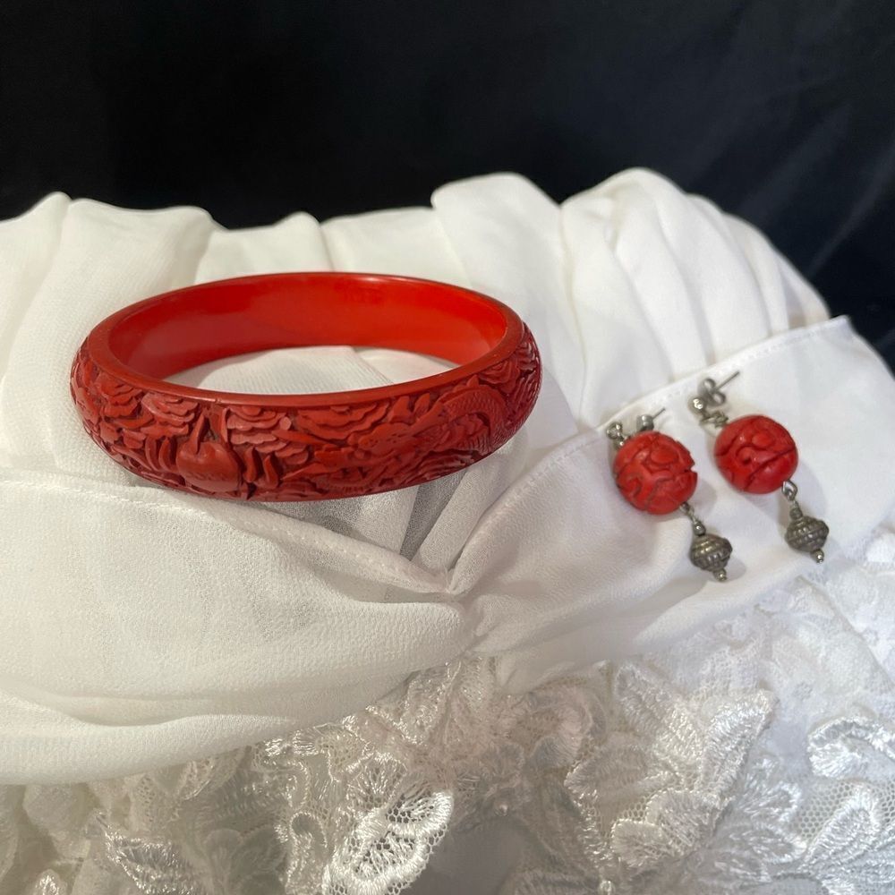 Elegant Red Carved Cinnabar Bracelet and Earring Set
